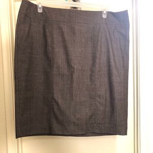 🌼3/$25 Dressbarn Brown Pencil Skirt